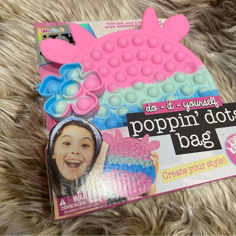 ILY Poppin Dot DYI Bag pop its stress purse